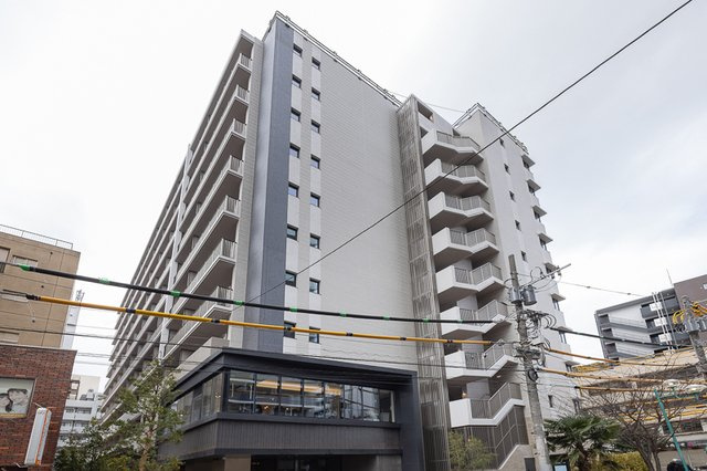 パークアクシス横浜伊勢佐木町通りの外観