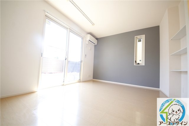 コート・ド・メールⅡ番館B棟の居間・リビング