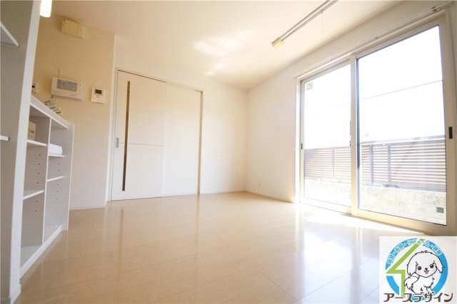 コート・ド・メールⅡ番館B棟の居間・リビング