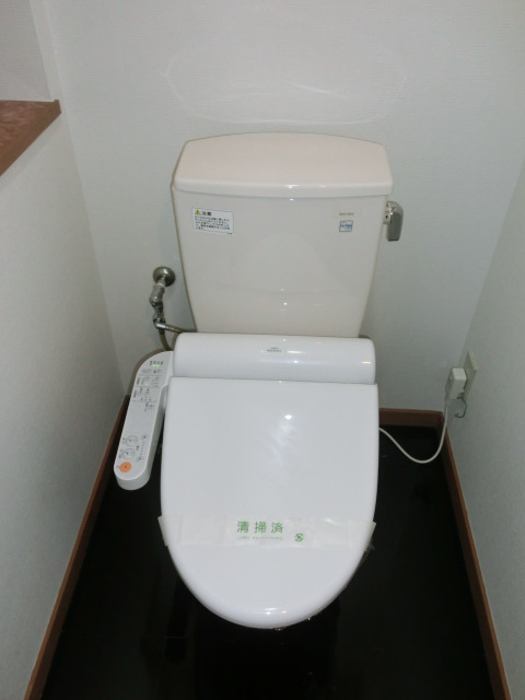 大阪市中央区瓦屋町２丁目の賃貸マンションのトイレ