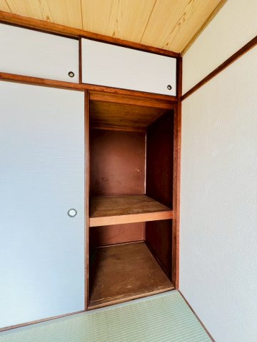 上高丸厚生年金住宅3号棟の収納