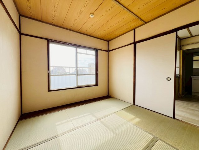 上高丸厚生年金住宅3号棟の内装
