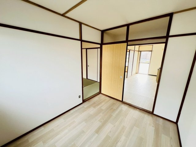 上高丸厚生年金住宅3号棟の居間・リビング