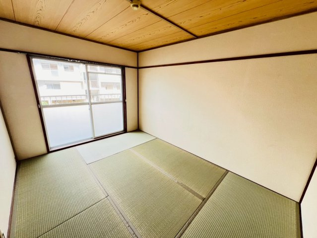 上高丸厚生年金住宅3号棟の和室
