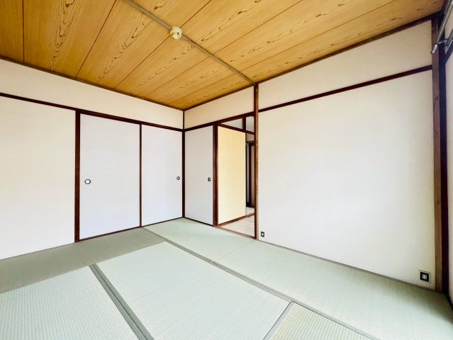 上高丸厚生年金住宅3号棟の寝室