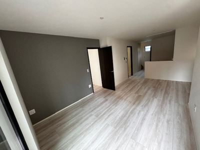 【居間・リビング】 | 尾張旭市大塚町３丁目《仲介手数料無料　 | ご成約キャンペーン対象物件です♪詳細は弊社ホームページもしくはスタッフまでお気軽にお問合せ下さいませ♪ お役に立てる自信があります♪