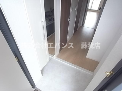 【玄関】 | フォーシーズン千葉 | 毎日通る玄関はこちらです