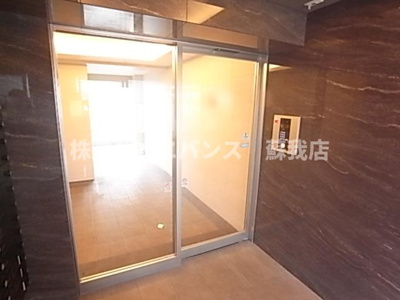 【エントランス】 | フォーシーズン千葉 | エントランスです