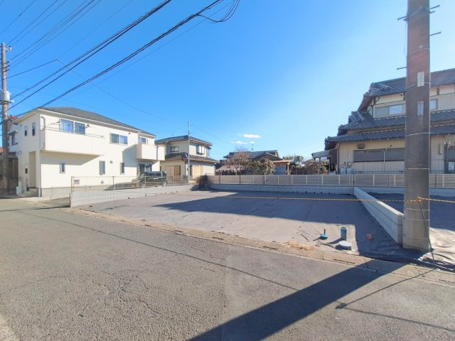 ふじみ野市仲２丁目の売地の前面道路含む現地写真