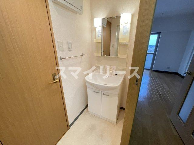 ラティニアの洗面所