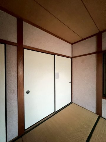 茨木市豊川４丁目貸家の収納