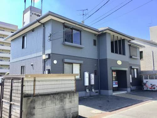 シャイニング テル Ｂ棟の外観