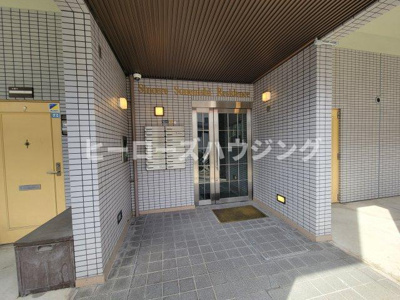 【エントランス】 | シンシア曽根西レジデンス