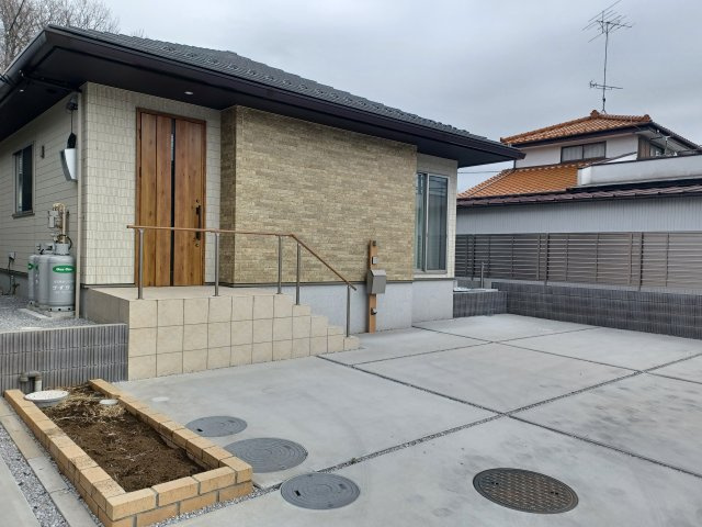 松山町3丁目6-21貸家C棟