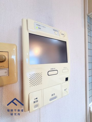 ロワールマンションアール春日の防犯設備