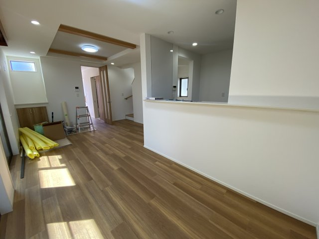 恩多町5丁目　中古戸建の居間・リビング