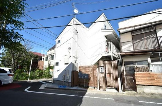 中野区江古田２丁目のアパートの外観