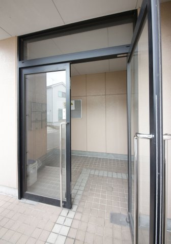 スクエアファミリーのエントランス