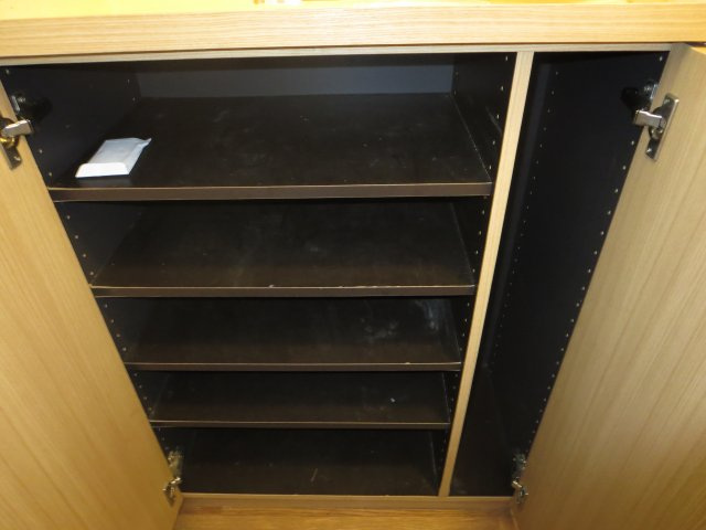 クリスタル和幸の収納