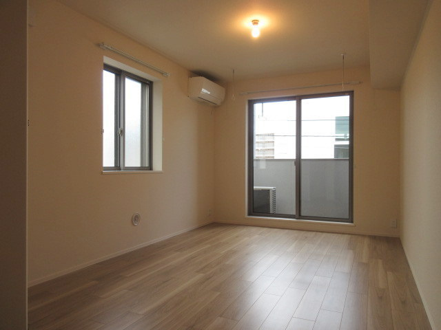 櫻メゾンの居間・リビング|★同物件/他号室写真★