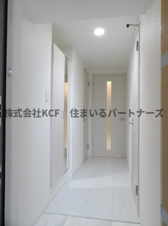 リッツ・アヴェニューの玄関|きれいな玄関です