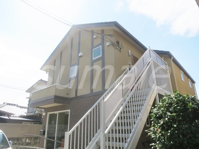 ＥＬＢ上十条の外観|見た目もきれいな木造2階建のアパートです！