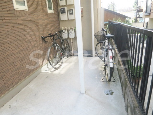 ＥＬＢ上十条のその他共用部分|自転車はこちらに置けそうです☆