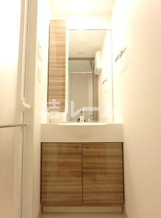 板橋区板橋４丁目の賃貸マンションの洗面所