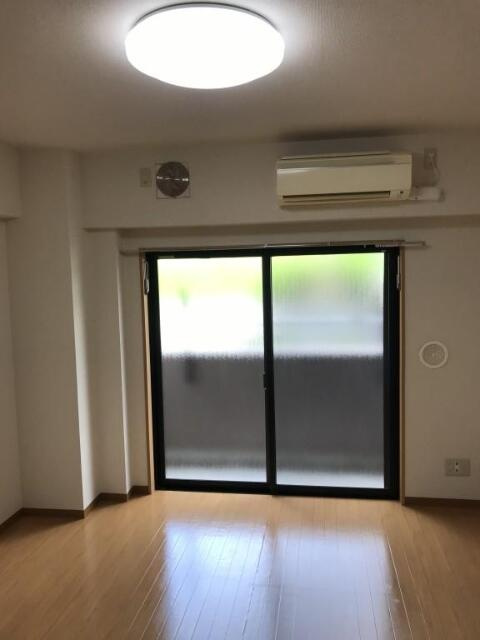 サンクチュアリの洋室