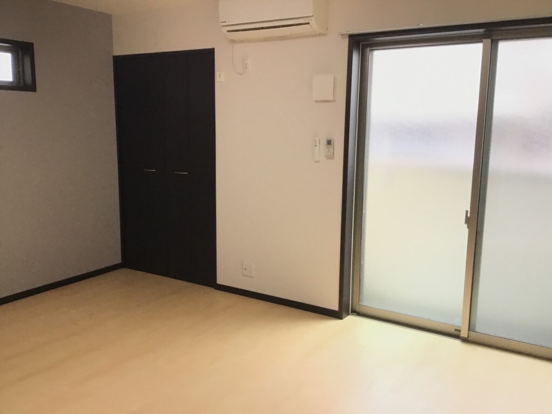 フジパレス山之内Ⅱ番館の居間・リビング