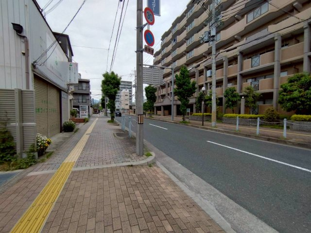 ＳｈａＭａｉｓｏｎ　Ｋ．Ｈａｒｕｋａの周辺|雨の日も安心、室内に物干しを設置できるお部屋