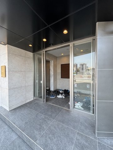 【エントランス】