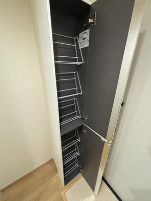 【玄関】 | リーヴェルポート横浜Ｌｉｓａ | 同一仕様