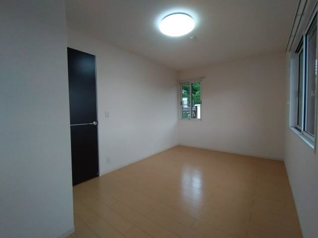 【洋室】 | ルリール学園南館