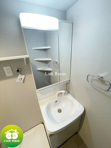 デュオメゾン門前仲町の独立洗面台