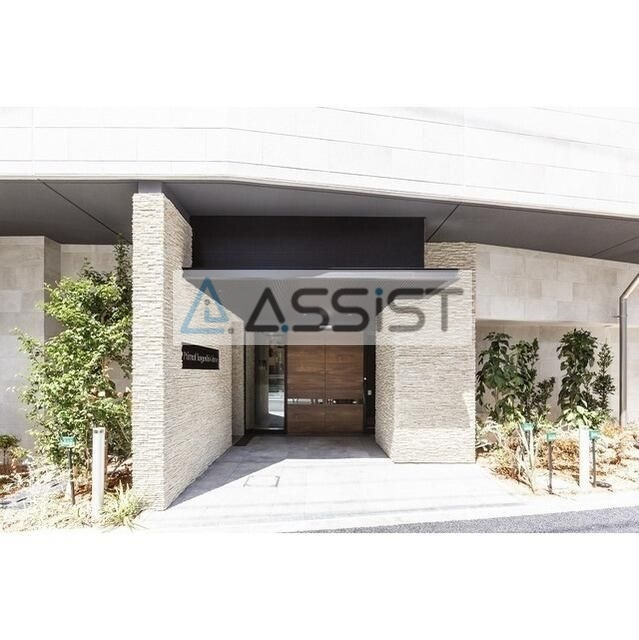 プライマル戸越銀座のエントランス