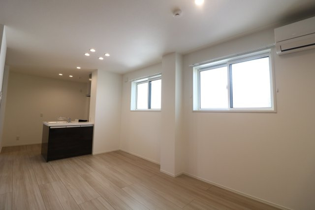 【居間・リビング】