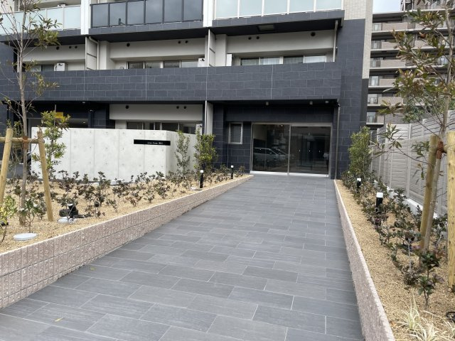 LiveCasa関目 のエントランス