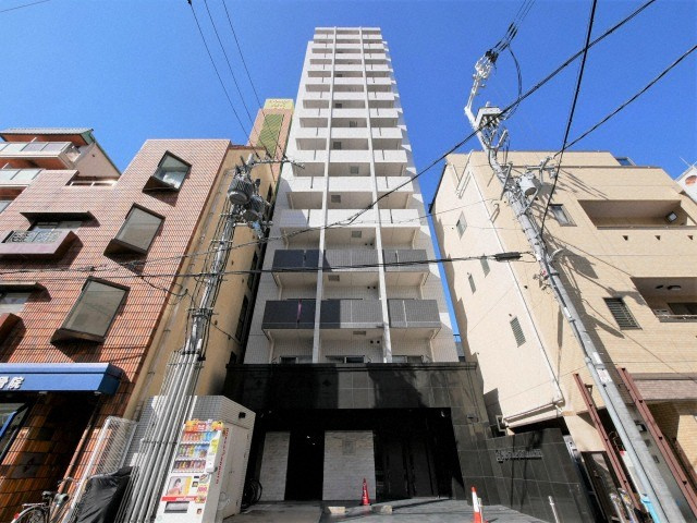 ピアグレース上本町の外観