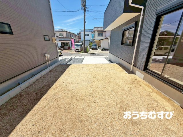 春日井市上条町9丁目(全4棟)の庭
