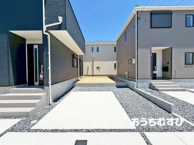 春日井市上条町9丁目(全4棟)の駐車場