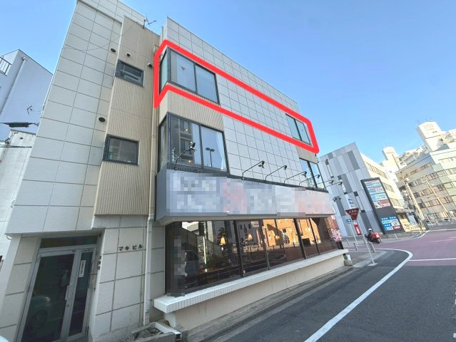 マキビルの外観