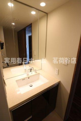 【独立洗面台】