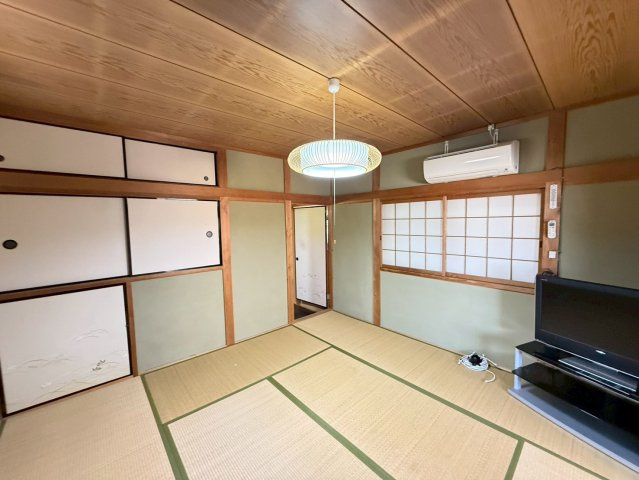 黒原新町戸建　賃貸の和室|和室ならではの温かな和の空間で寛ぎの時間を過ごせます