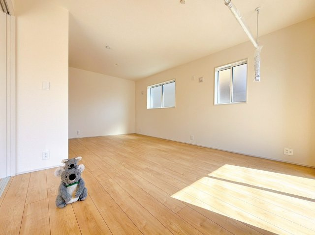 【洋室】 | 前橋市下新田　平屋　新築住宅 | 室内物干し付き！リビング横の洋室です。