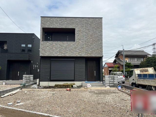 タマタウン　岐阜市粟野西（岩野田小）　全2区画分譲の外観|「現地（2026年7月17日）撮影」　
■2号棟　
■ヤマダ不動産　株式会社リライフ　