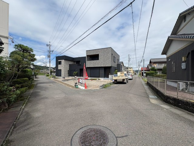 タマタウン　岐阜市粟野西（岩野田小）　全2区画分譲の外観|「現地（2026年7月17日）撮影」　
■全体写真　
■ヤマダ不動産　株式会社リライフ　