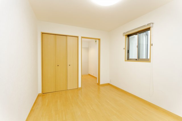 ベルバウスの洋室