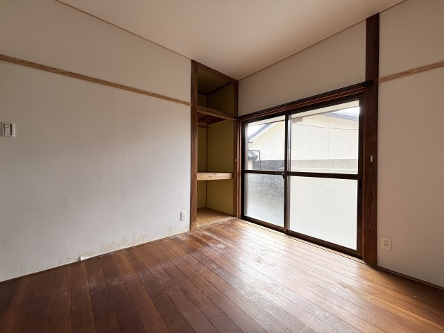 【洋室】 | 大牟田市歴木 | ☆4.5帖の洋室！☆収納付き！☆