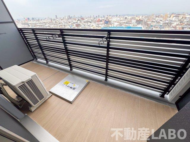 アドバンス大阪クラージュのバルコニー